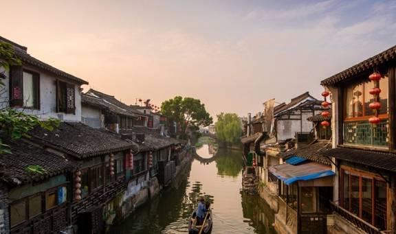10天运送旅客超2万人次!成攀间一站式直达动车上座率火爆